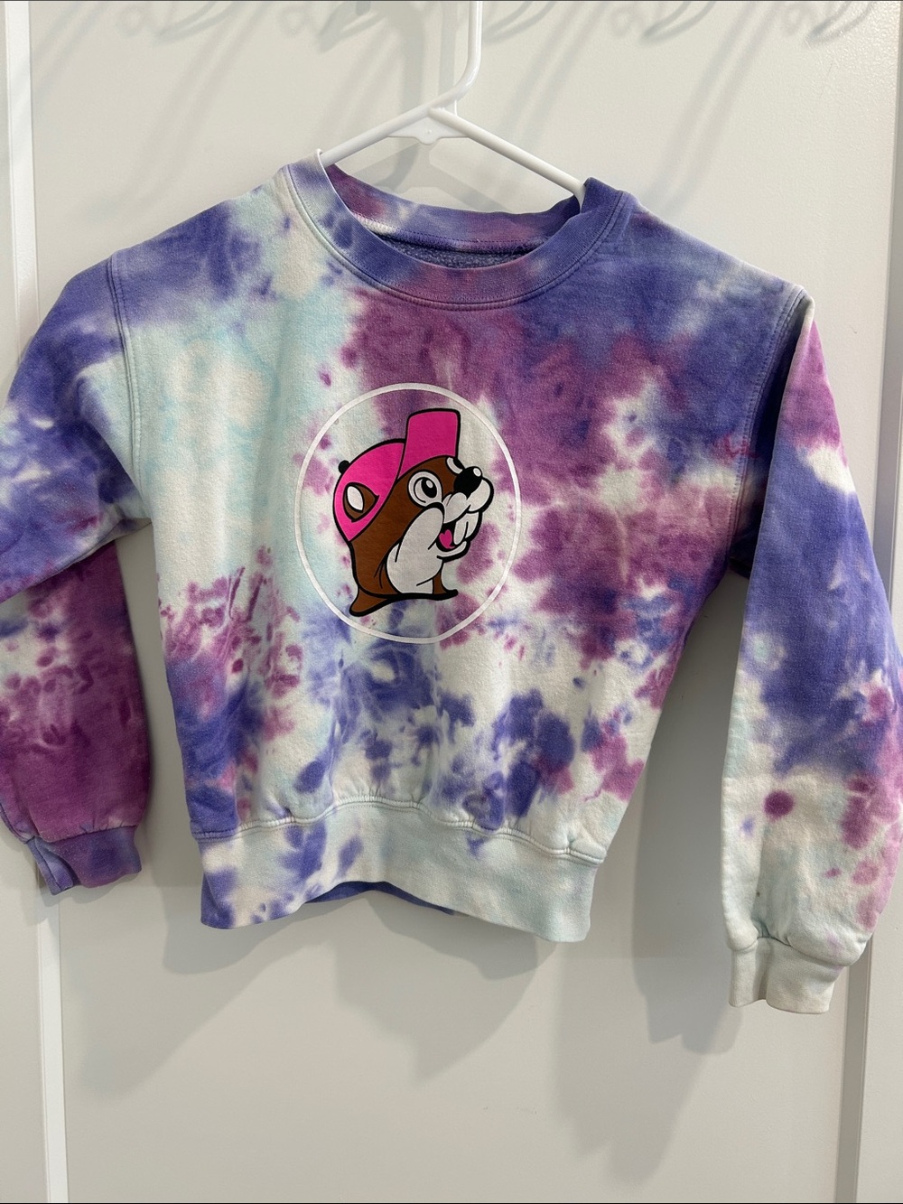 Buc-ee's Purple and Pink Tie-Dye Crewneck Sweatshirt | XS - Picture 1 of 5